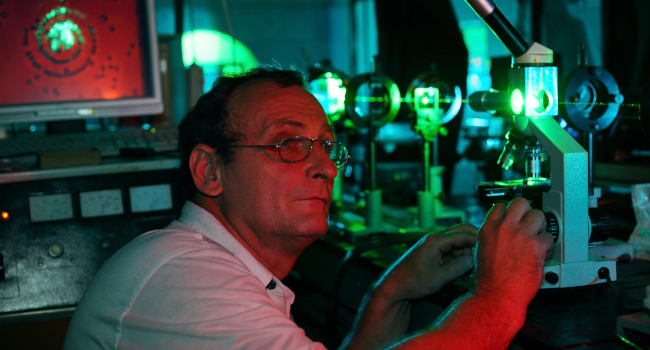 Photonics lab